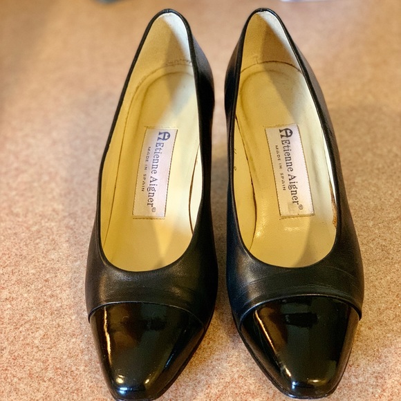 Etienne Aigner Shoes - Vintage Etienne Aigner black leather Marieta pumps